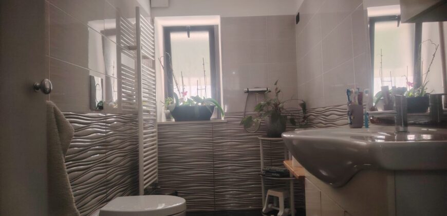 Appartamento con giardino e locale commerciale — Grimaldi (CS)
