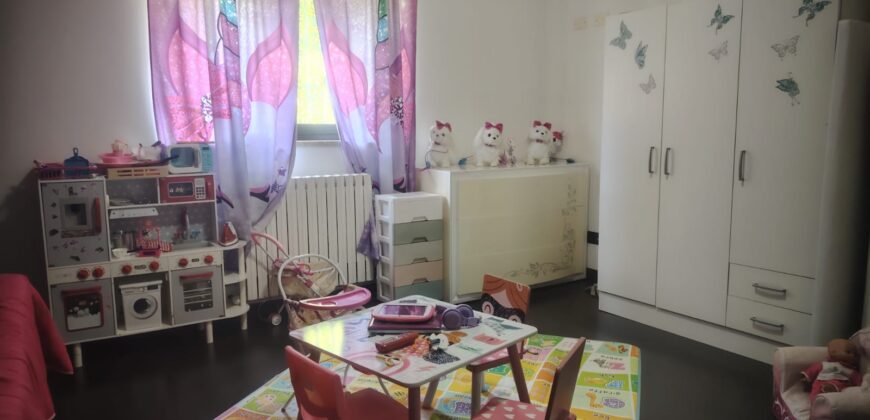 Appartamento con giardino e locale commerciale — Grimaldi (CS)